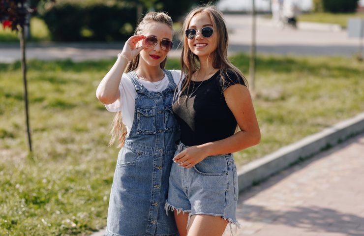 Denim dress outfit ideas for different body types and sizes